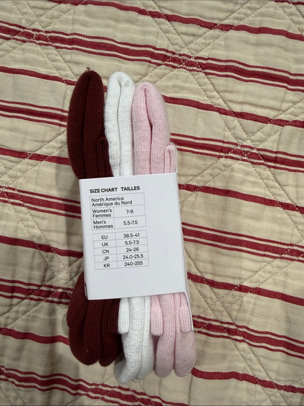 lululemon athletica Daily Essential Quarter-Length Socks - 3 Pack - Picture 2 of 3